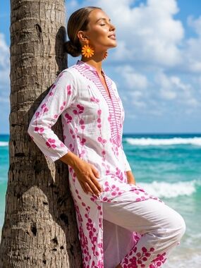 Ro's White Tunic Maxi Dress with Pink Floral Embroidery NWT (No Pants)